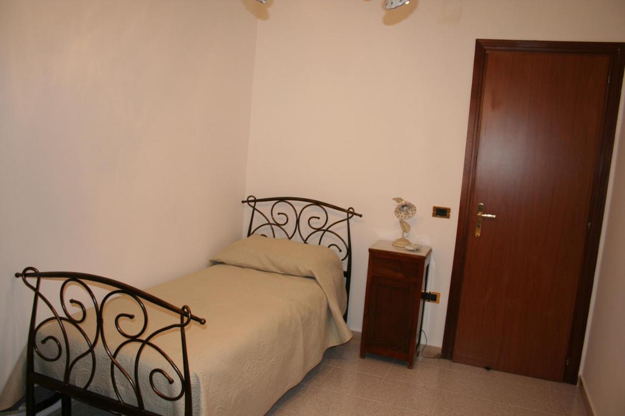 Costa D'Amalfi E Cilento Bed & Breakfast Pontecagnano Exterior photo